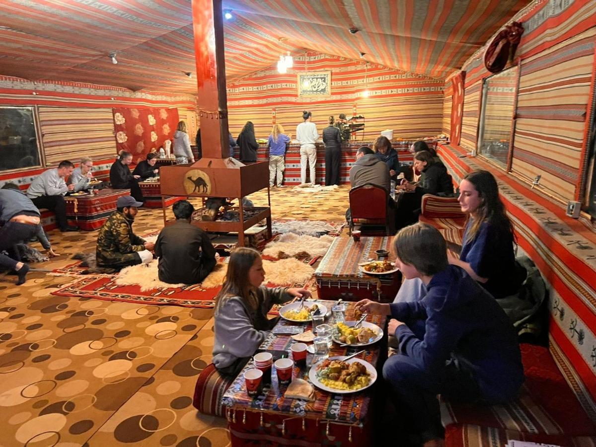 Wadi Rum Meteorite Camp Extérieur photo