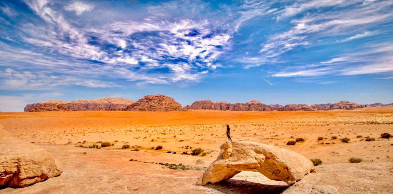 Wadi Rum Meteorite Camp Extérieur photo